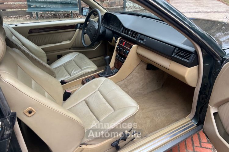 Mercedes Classe E MERCEDES 300CE Bel Etat Conservation Et Dossier Facture - <small></small> 9.500 € <small></small> - #12