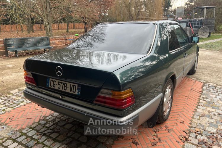 Mercedes Classe E MERCEDES 300CE Bel Etat Conservation Et Dossier Facture - <small></small> 9.500 € <small></small> - #2