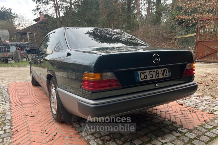 Mercedes Classe E MERCEDES 300CE Bel Etat Conservation Et Dossier Facture - <small></small> 9.500 € <small></small> - #5