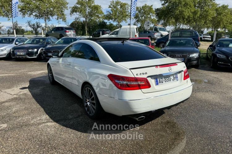 Mercedes Classe E Mercedes benz coupe 250 cdi 204 ch blueefficiency ba toit pano- ouvrant - <small></small> 12.990 € <small>TTC</small> - #4