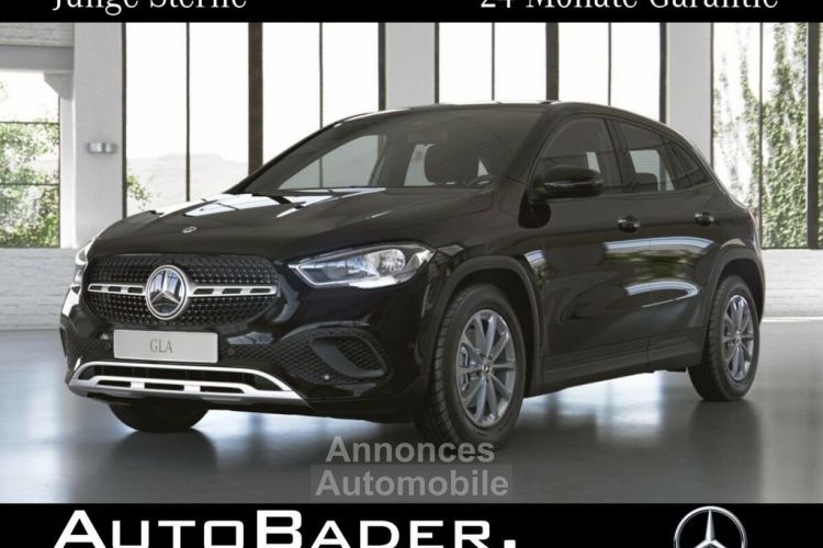 Mercedes Classe GLA 180 7G MBUX Park Spur Pkt - <small></small> 32.995 € <small>TTC</small> - #1