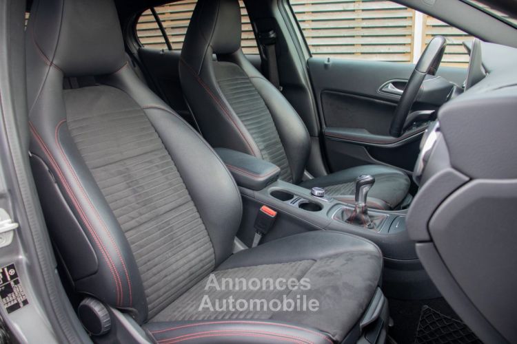 Mercedes Classe GLA 180 AMG-PACK Benzine - 1STE EIGENAAR - HISTORIEK - SPORTZETELS - ZETELVERWARMING - CAMERA - XENON - ISOFIX - <small></small> 17.500 € <small>TTC</small> - #15