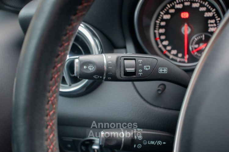 Mercedes Classe GLA 180 AMG-PACK Benzine - 1STE EIGENAAR - HISTORIEK - SPORTZETELS - ZETELVERWARMING - CAMERA - XENON - ISOFIX - <small></small> 17.500 € <small>TTC</small> - #31