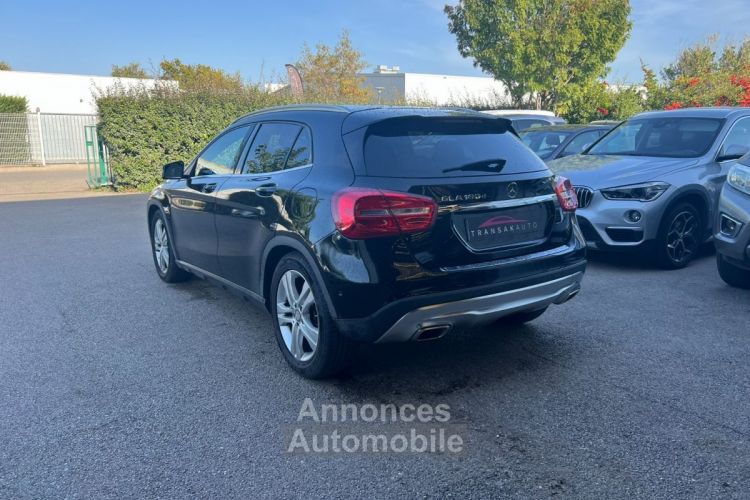 Mercedes Classe GLA 180 d 7-G DCT Inspiration - FULL ENTRETIEN - CAM - GPS - CLIM AUTO BIZONE - <small></small> 18.990 € <small>TTC</small> - #3