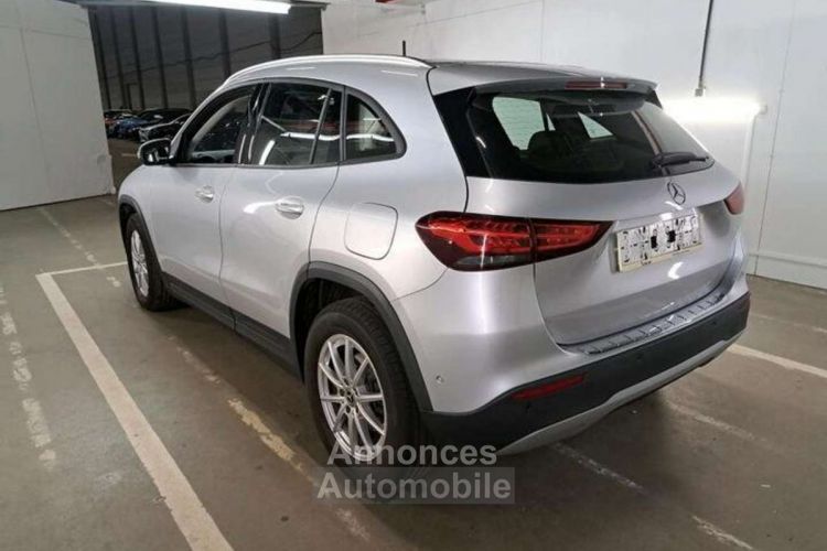 Mercedes Classe GLA 180 d 8GTRONIC - <small></small> 26.990 € <small>TTC</small> - #4