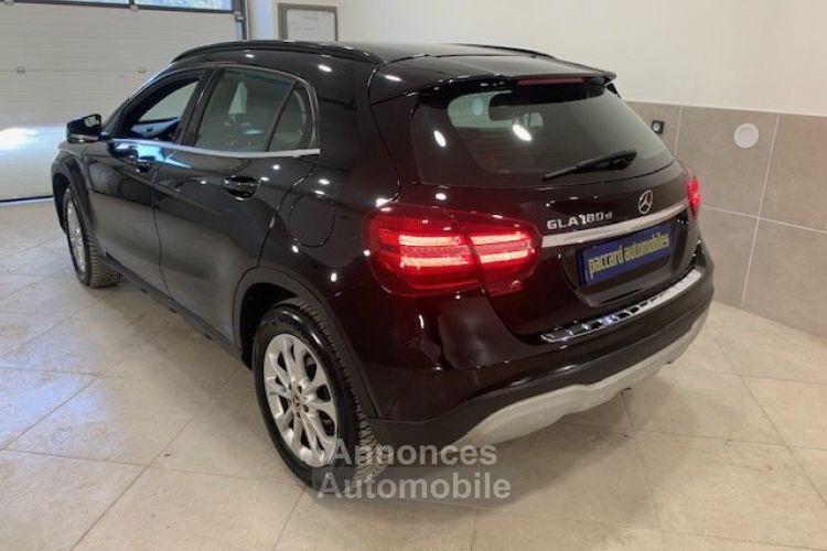 Mercedes Classe GLA 180 D INSPIRATION 7G-DCT TVA RECUP GARANTIE 1 AN !!! - <small></small> 19.990 € <small>TTC</small> - #2