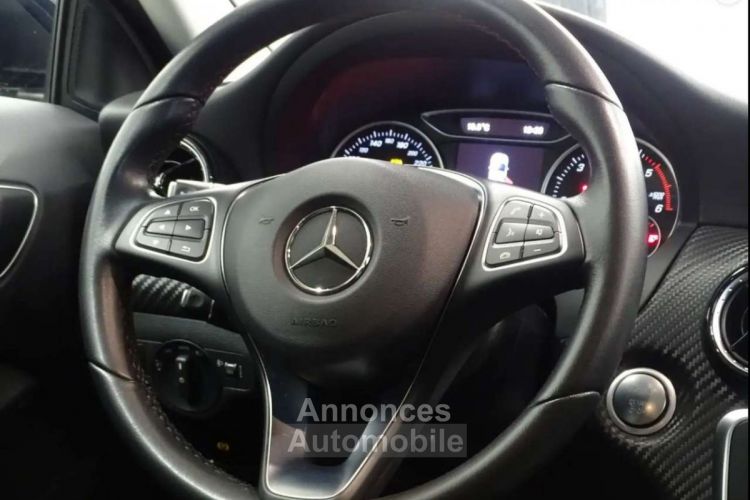 Mercedes Classe GLA 180 d Style - <small></small> 20.790 € <small>TTC</small> - #10