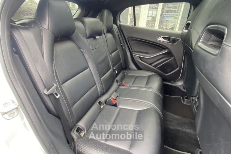 Mercedes Classe GLA 180 I 122 FASCINATION 7G-DCT - CAMERA 360° - <small></small> 19.990 € <small>TTC</small> - #19