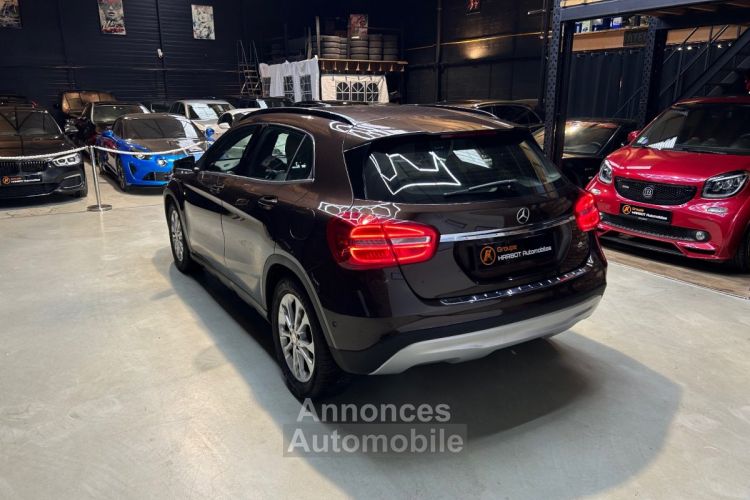 Mercedes Classe GLA 180 INSPIRATION 7-G DCT A - <small></small> 16.990 € <small>TTC</small> - #4