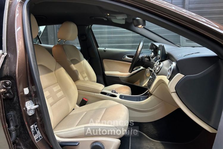 Mercedes Classe GLA 180 INSPIRATION 7-G DCT A - <small></small> 16.990 € <small>TTC</small> - #12