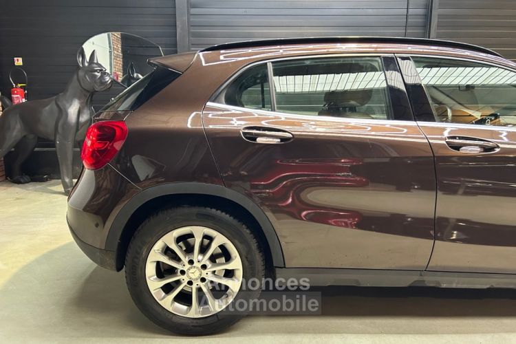 Mercedes Classe GLA 180 INSPIRATION 7-G DCT A - <small></small> 16.990 € <small>TTC</small> - #39