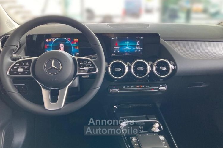 Mercedes Classe GLA 180 Progressive AHK MBUX - <small></small> 35.560 € <small>TTC</small> - #8