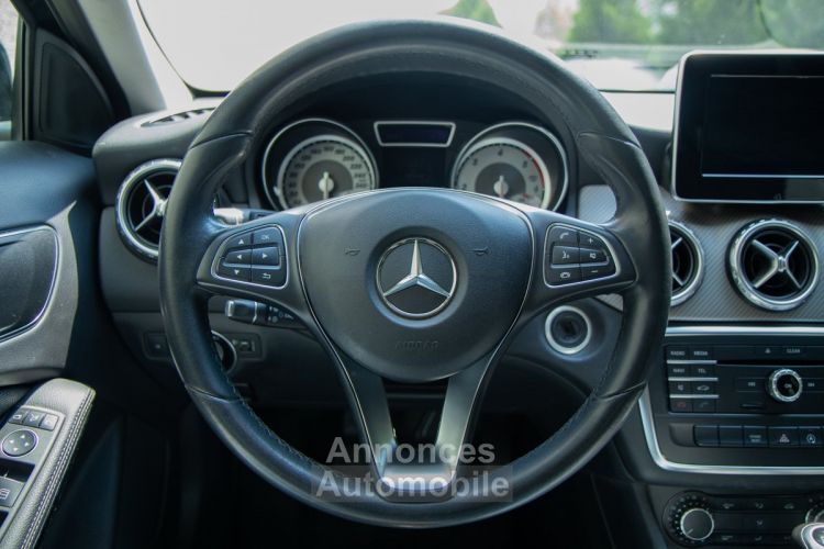 Mercedes Classe GLA 180d - PARKEERCAMERA - NAVIGATIE - AIRCO - STIJL PAKKET - EURO 6B - <small></small> 16.999 € <small>TTC</small> - #16
