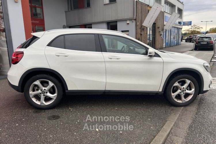 Mercedes Classe GLA 200 1.6 i 7G-DCT 156 cv BVA INTUITION - <small></small> 20.690 € <small>TTC</small> - #8