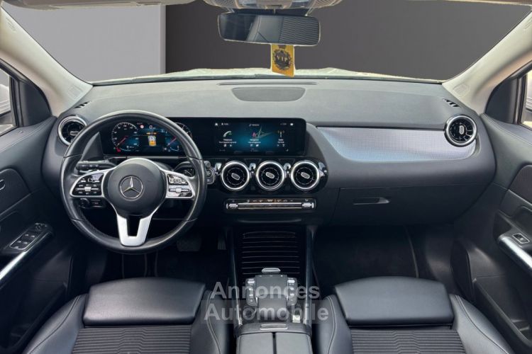 Mercedes Classe GLA 200 7G-DCT Progressive Line / ENTRETIEN / TOIT PANO / GARANTIE 12 MOIS - <small></small> 30.990 € <small>TTC</small> - #2