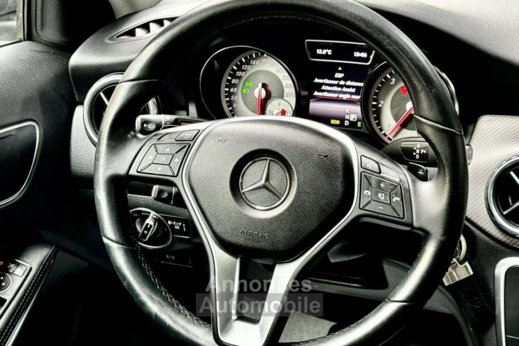 Mercedes Classe GLA 200 d 136cv Boite AUTO TO PANO - <small></small> 14.490 € <small>TTC</small> - #12