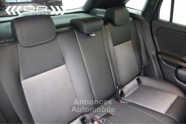 Mercedes Classe GLA 200 D 7 GTRONIC BUSINESS SOLUTION - NAVI WIDESCREEN - <small></small> 27.995 € <small>TTC</small> - #14