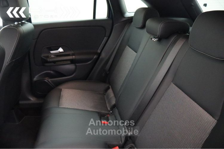 Mercedes Classe GLA 200 D 7 GTRONIC BUSINESS SOLUTION - NAVI WIDESCREEN - <small></small> 27.995 € <small>TTC</small> - #46