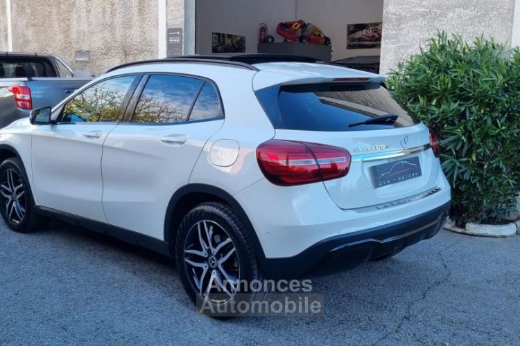 Mercedes Classe GLA 200 D 7G-TRONIC SENSATION - <small></small> 22.900 € <small>TTC</small> - #12