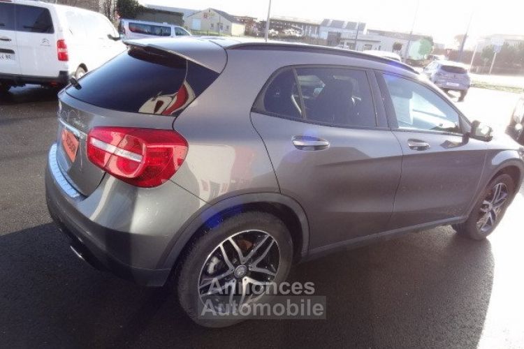 Mercedes Classe GLA 220 D FASCINATION 7G-DCT - <small></small> 23.900 € <small>TTC</small> - #10