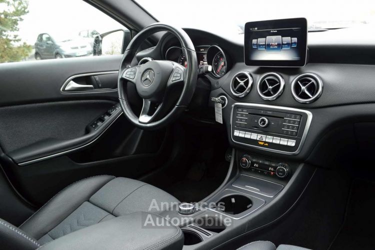 Mercedes Classe GLA 220 D INSPIRATION 7G-DCT 4MATIC ARGENT IRIDIUM - <small></small> 23.690 € <small>TTC</small> - #9