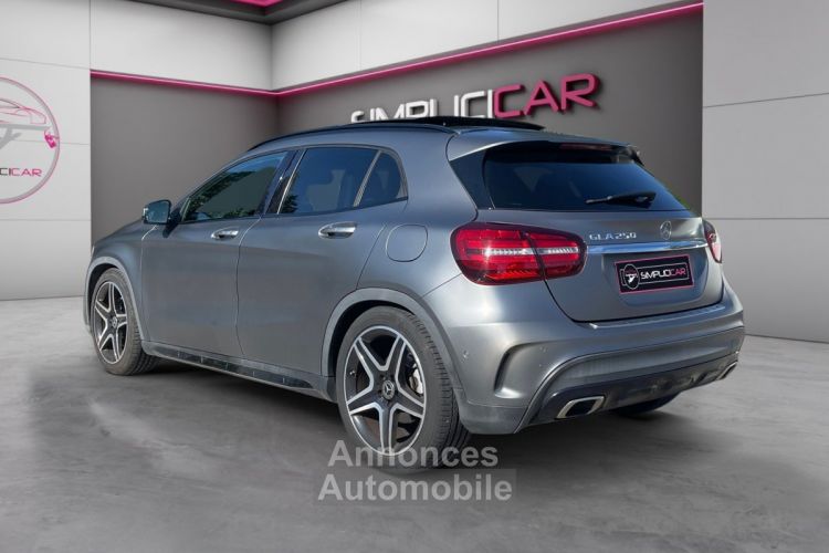 Mercedes Classe GLA 250 7-G DCT Fascination SUIVI TOIT OUVRANT CAM RECUL SIÈGES CHAUFFANT GARANTIE - <small></small> 24.990 € <small>TTC</small> - #3