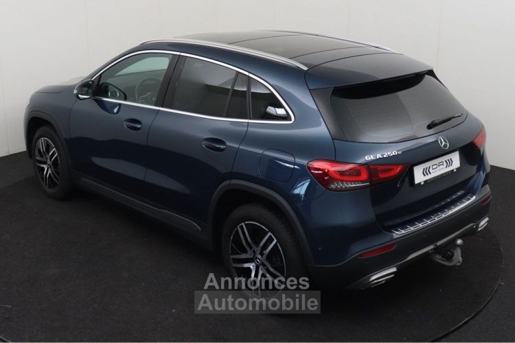 Mercedes Classe GLA 250 7 GTRONIC LUXURY LINE - LEDER NAVI DAB PANODAK MIRROR LINK - <small></small> 34.995 € <small>TTC</small> - #2