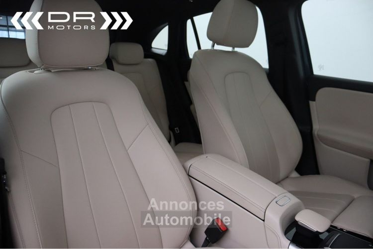 Mercedes Classe GLA 250 7 GTRONIC LUXURY LINE - LEDER NAVI DAB PANODAK MIRROR LINK - <small></small> 34.995 € <small>TTC</small> - #13