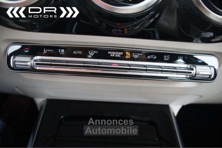 Mercedes Classe GLA 250 7 GTRONIC LUXURY LINE - LEDER NAVI DAB PANODAK MIRROR LINK - <small></small> 34.995 € <small>TTC</small> - #24