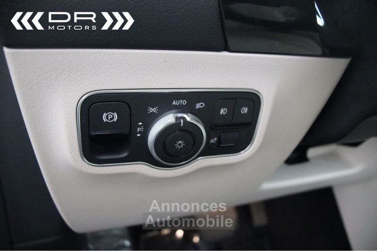 Mercedes Classe GLA 250 7 GTRONIC LUXURY LINE - LEDER NAVI DAB PANODAK MIRROR LINK - <small></small> 34.995 € <small>TTC</small> - #36