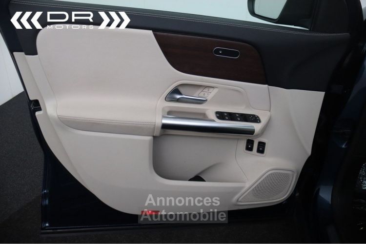 Mercedes Classe GLA 250 7 GTRONIC LUXURY LINE - LEDER NAVI DAB PANODAK MIRROR LINK - <small></small> 34.995 € <small>TTC</small> - #39