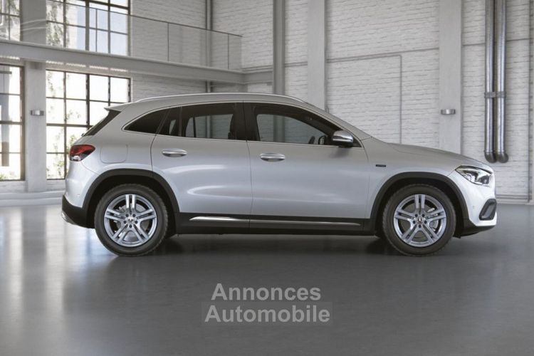 Mercedes Classe GLA 250 e Progressive LED Pano  - <small></small> 34.790 € <small>TTC</small> - #8