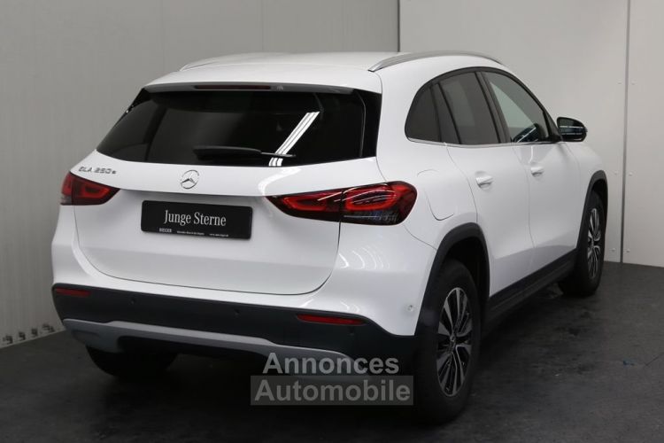 Mercedes Classe GLA 250 e Style LED Kamera  - <small></small> 33.699 € <small>TTC</small> - #5