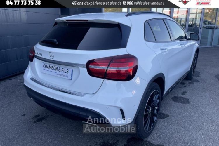 Mercedes Classe GLA BENZ 200 7-G DCT Fascination + Pack AMG line + Toit ouvrant - <small></small> 26.990 € <small>TTC</small> - #4