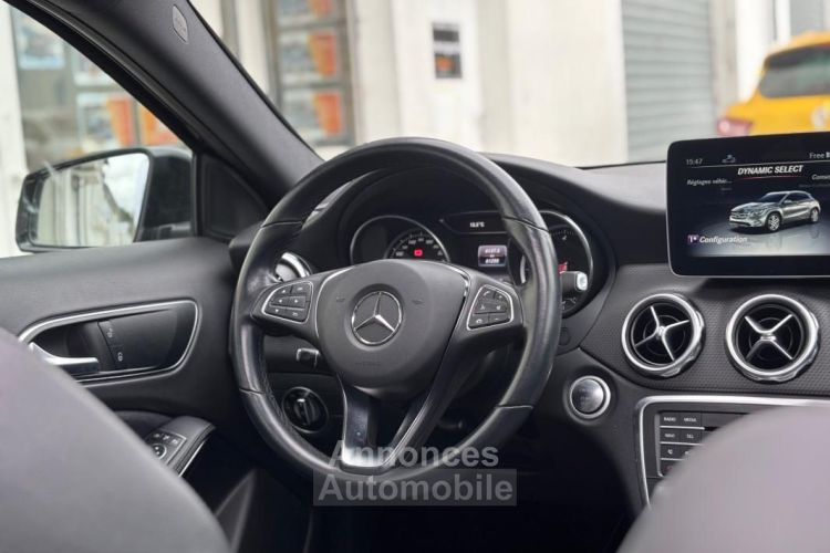 Mercedes Classe GLA 200D 136ch BUSINESS 4MATIC BVA SIEGES CHAUFFANTS TOIT OUVRANT - <small></small> 23.990 € <small>TTC</small> - #18