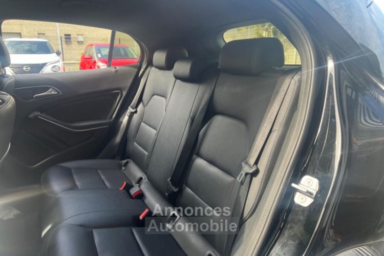 Mercedes Classe GLA Mercedes 2.2 200 CDI 135CH AMG LINE 4MATIC CAMERA DE RECUL - <small></small> 19.990 € <small>TTC</small> - #11