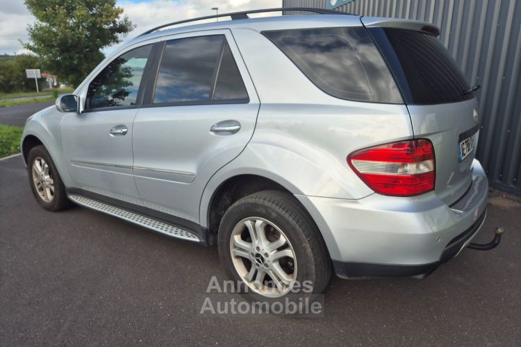 Mercedes Classe ML -BENZ CLASSE M W164 3.0 ML 320 CDI 4-matic 4x4 (224Ch) Attelage Siège Elec / 31 - <small></small> 14.990 € <small></small> - #26