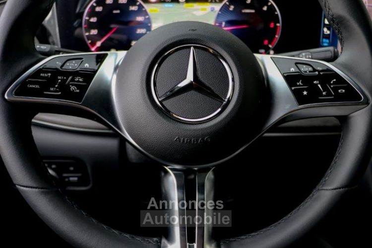 Mercedes Classe V 250 d Extra-Long Avantgarde Intégrale 9G-Tronic - <small></small> 92.900 € <small>TTC</small> - #20