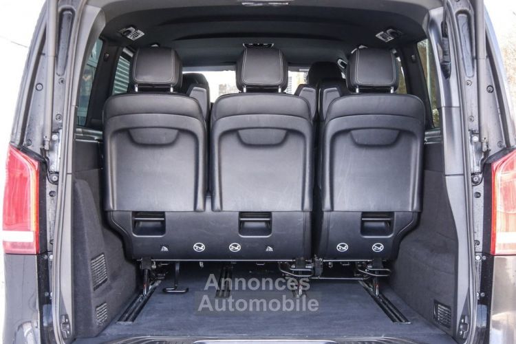 Mercedes Classe V 300 4M AVANTGARDE EXTRALONG 8P Noir Full cuir Noir Attelage 1èreM Garantie 12 mois Prémium - <small></small> 71.390 € <small></small> - #15