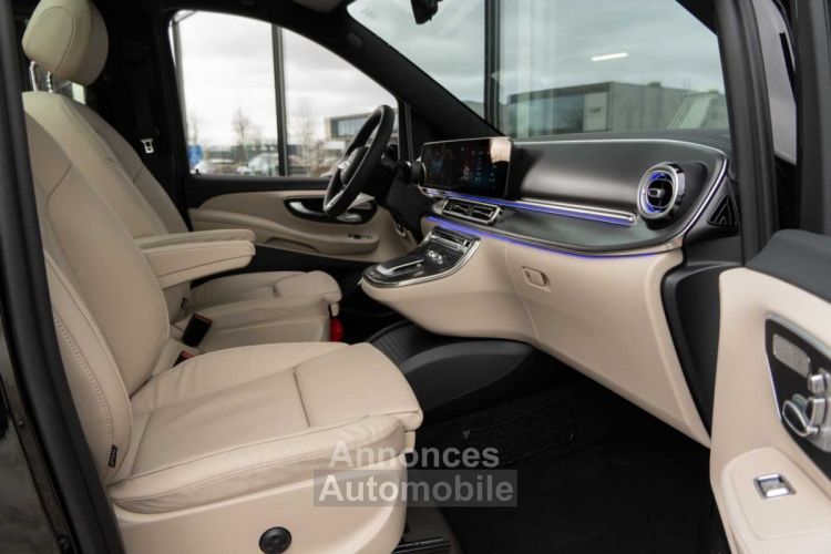 Mercedes Classe V 300 d 4-Matic L2 Exclusive AMG Burmester Pano - <small></small> 109.900 € <small>TTC</small> - #18