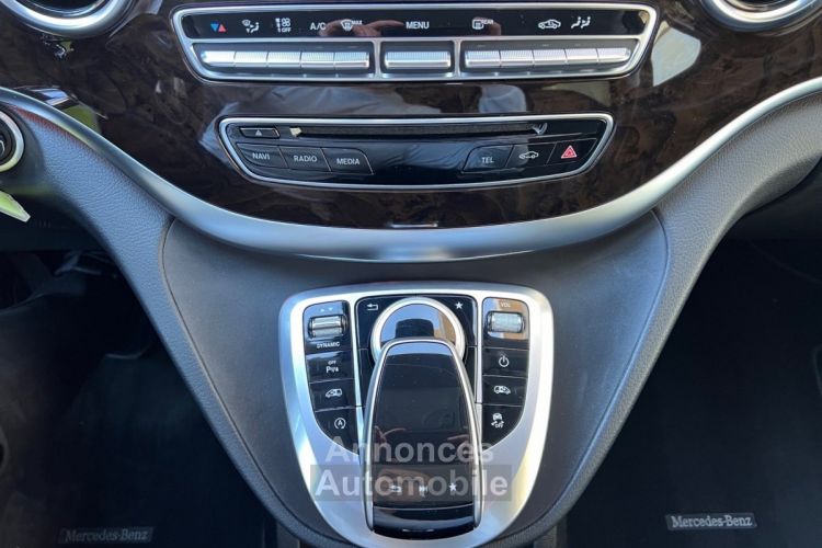 Mercedes Classe V Extra-Long 250 d 4Matic 7G-TRONIC PLUS AVANTGARDE* SUIVI MERCEDES* DOUBLES PORTES LATERALES ÉLÉCS* GARANTIE 12 MOIS - <small></small> 49.900 € <small>TTC</small> - #17