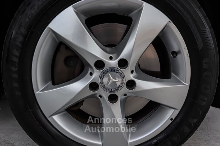 Mercedes Classe V Mercedes-Benz V 250D BA Avantgarde / 8P/ LED/ Attelage/ Caméra / Garantie 12 mois - <small></small> 51.690 € <small>TTC</small> - #5