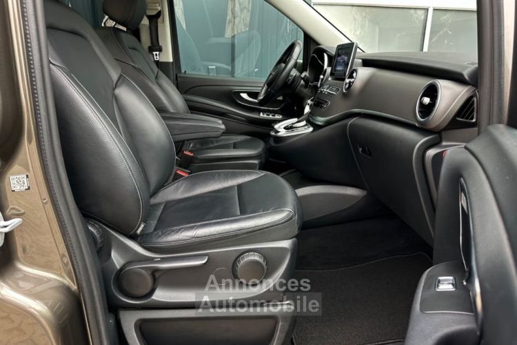 Mercedes Classe V Mercedes-Benz V 250d Long 7P 4Matic Edition*Attelage*TOP* Burmeister * LED * Garantie 12 Mois - <small></small> 52.690 € <small>TTC</small> - #17