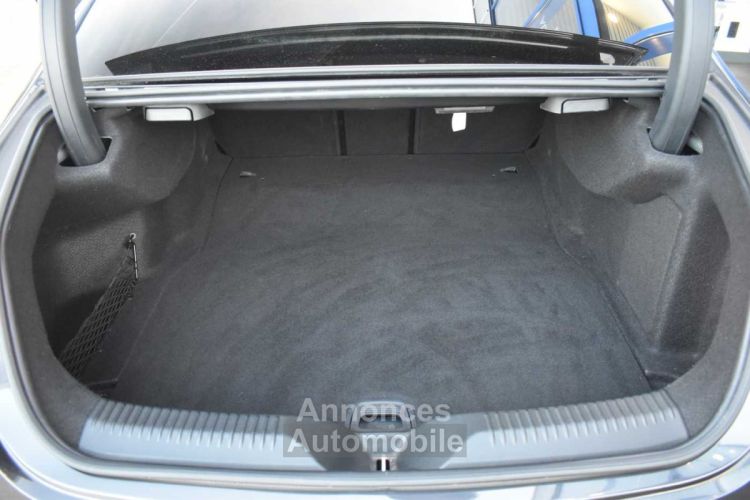 Mercedes CLS 300 d AMG-Line Blind Spot Camera Ambient Lightning - <small></small> 39.900 € <small>TTC</small> - #25