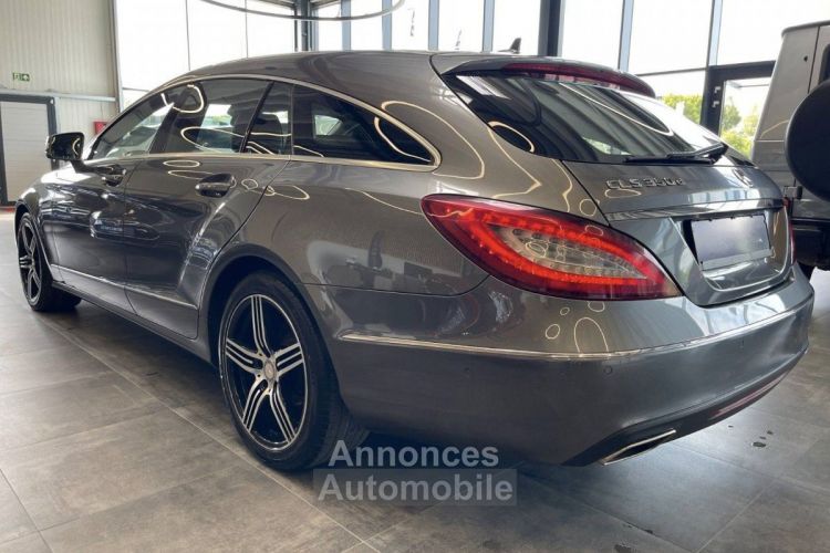 Mercedes CLS Classe II (2) SHOOTING BRAKE 350 D 258CH - <small></small> 24.990 € <small>TTC</small> - #9