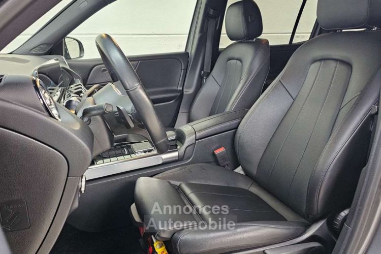 Mercedes GLB 180 d FULL LEATHER -- AMBILIGHT - <small></small> 32.500 € <small>TTC</small> - #10