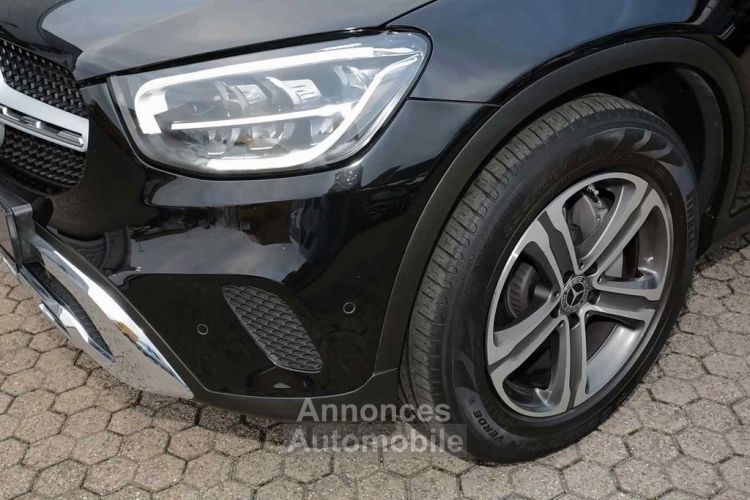 Mercedes GLC 200 4M Coup%C3%A9 R%C3%BCKam LED  - <small></small> 38.960 € <small>TTC</small> - #3