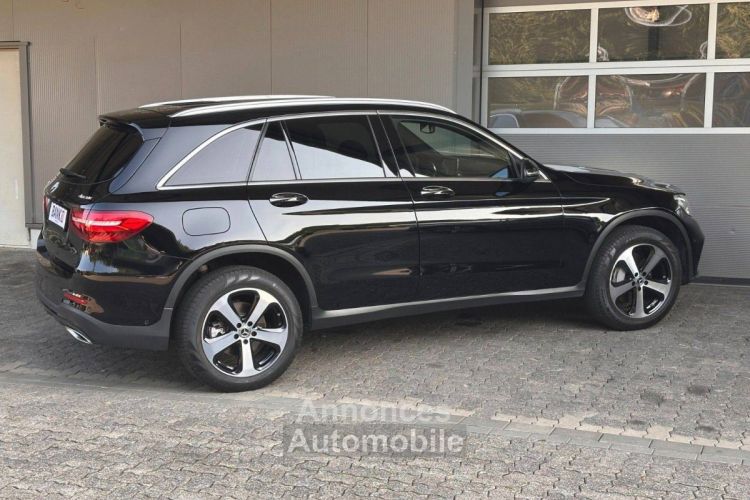 Mercedes GLC 300 9G-TRONIC 4MATIC EXECUTIVE - <small></small> 32.900 € <small>TTC</small> - #4