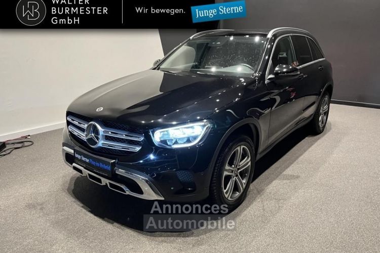 Mercedes GLC 300 e 4M KAMERA MBUX PANO  - <small></small> 36.770 € <small>TTC</small> - #1