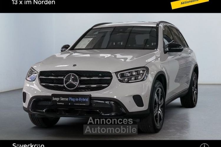 Mercedes GLC 300 e 4M NIGHT SPUR KAMERA  - <small></small> 36.555 € <small>TTC</small> - #1